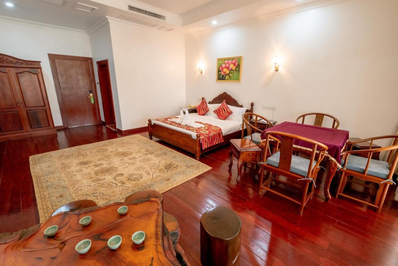 36Manor International Sport Hotel Vientiane Bagian luar foto