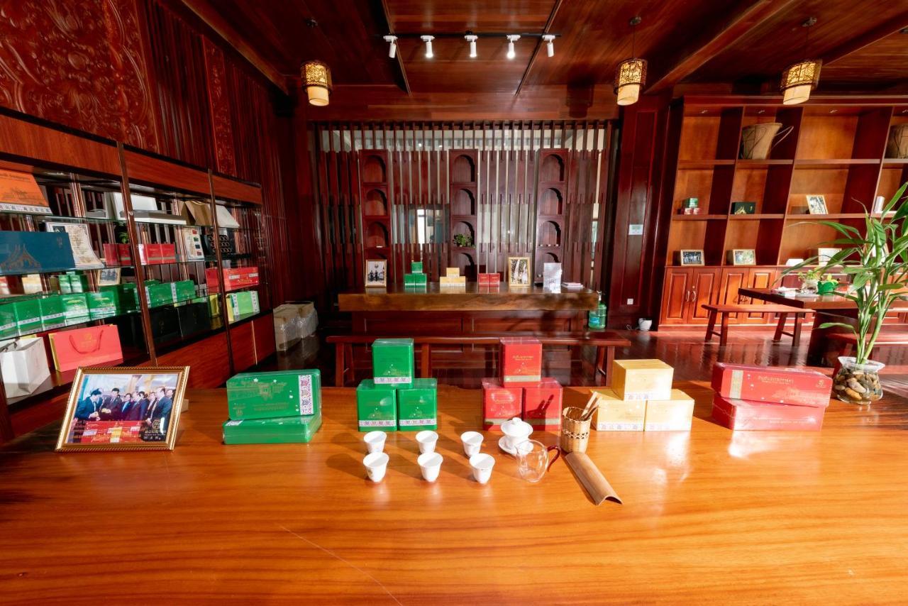 36Manor International Sport Hotel Vientiane Bagian luar foto