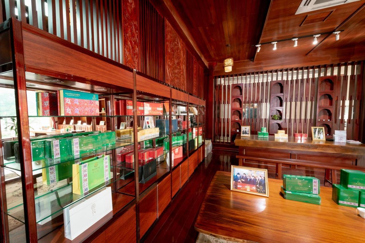 36Manor International Sport Hotel Vientiane Bagian luar foto