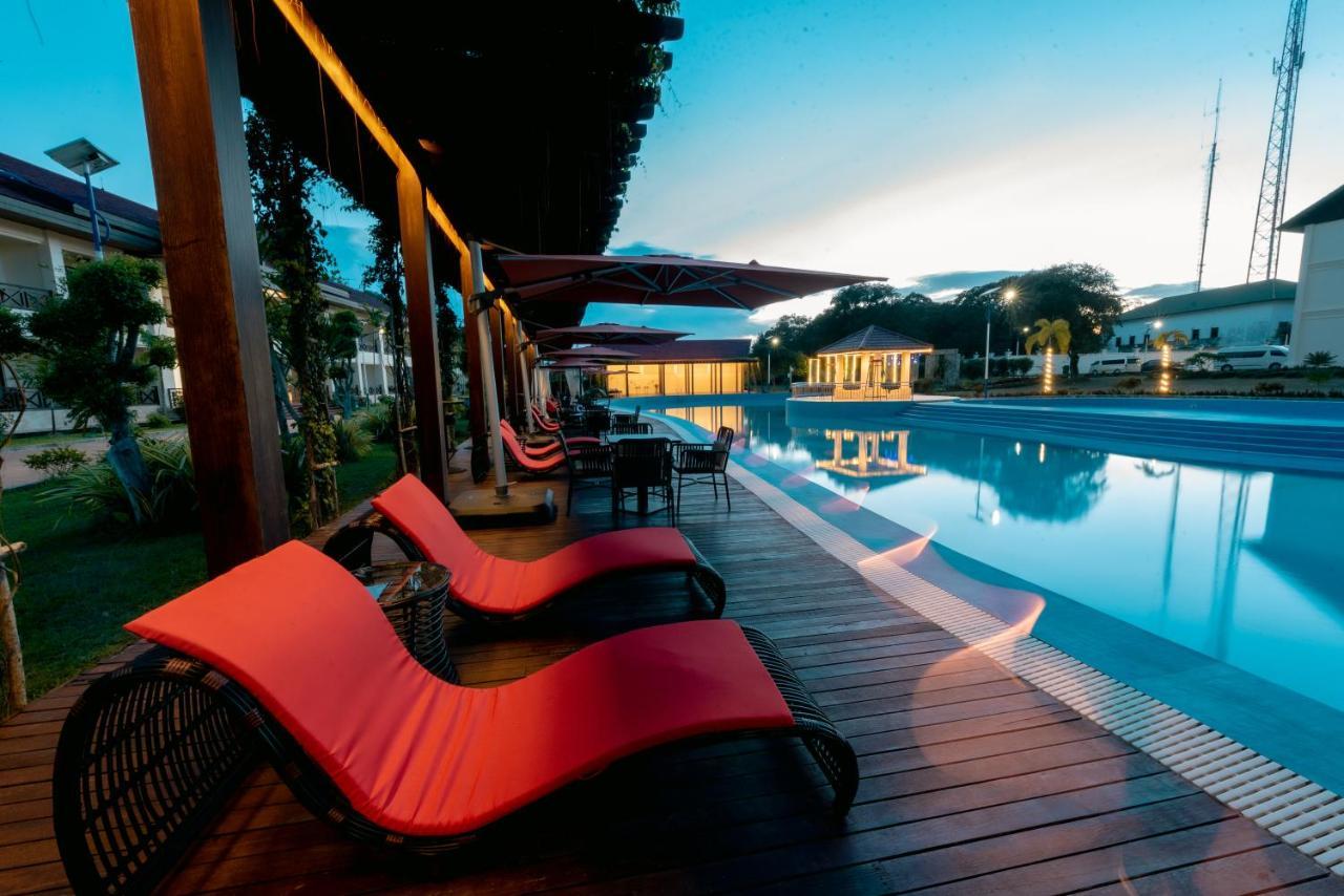 36Manor International Sport Hotel Vientiane Bagian luar foto
