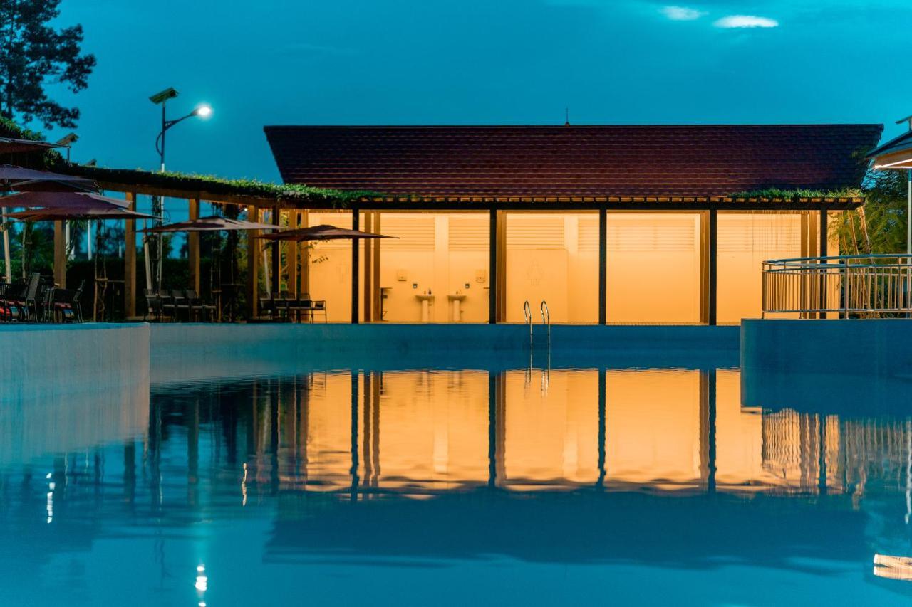 36Manor International Sport Hotel Vientiane Bagian luar foto